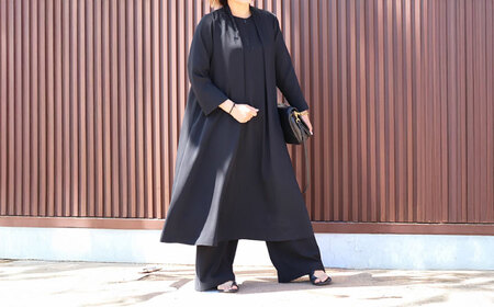 洗えて、たためて、シワにならない！ブラックフォーマル　寄り添うワンピース ブラックフォーマル ゆったり ストレッチ ワンピース レディース 岐阜市 / スポット[ANGD005]