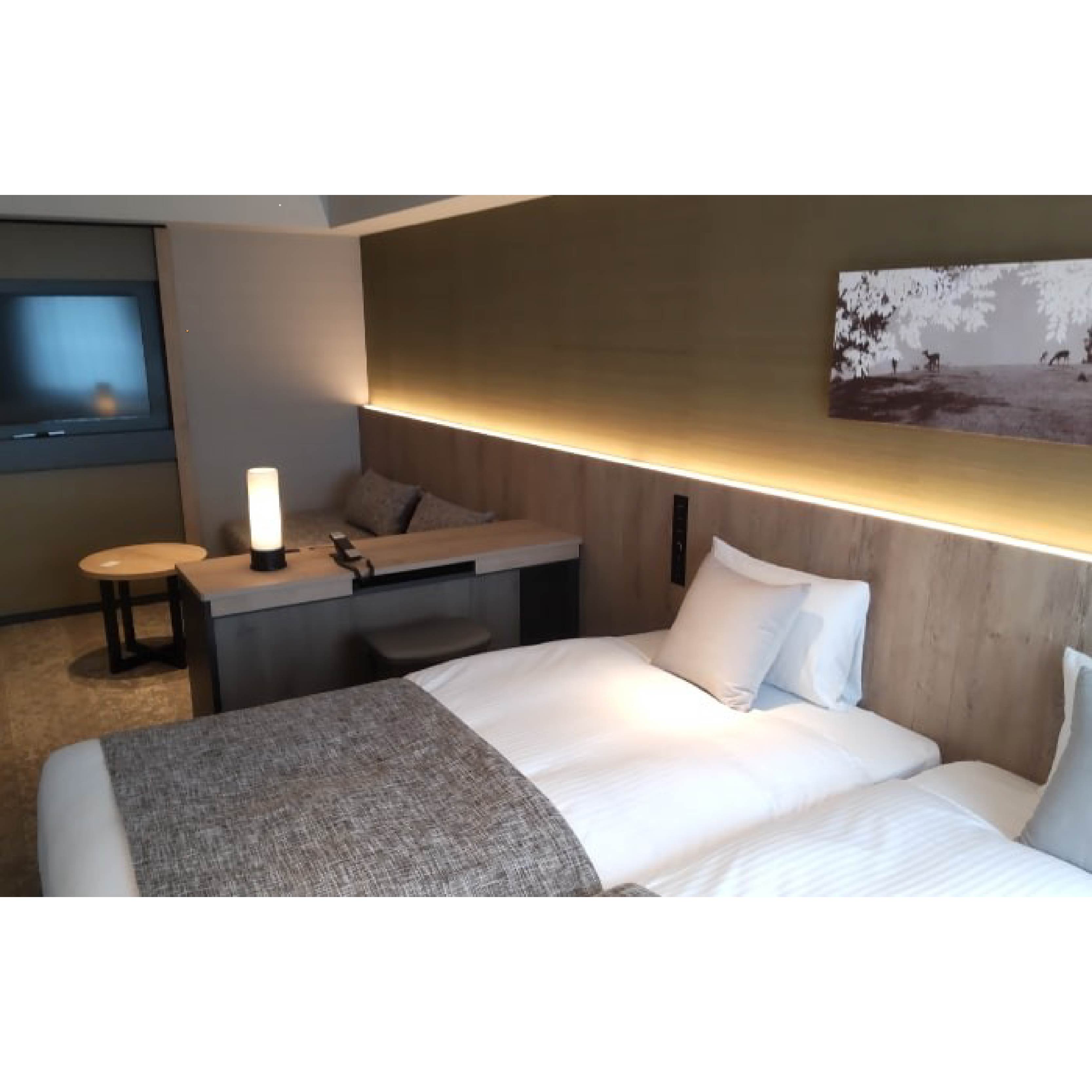 【ふるさと納税】宿泊券 ホテル 宿泊券 観光ホテル いろはグランホテル近鉄奈良駅前?デラックスツインに泊まる?1泊朝食付ペア宿泊券 朝食ブッフェ 和洋食 シモンズベッド 旅行 旅 観光 ギフト プレゼント 贈答品 お礼の品 奈良市 T-47 なら