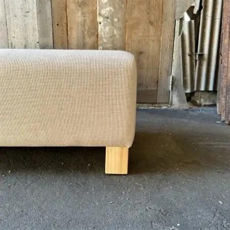 130 Bench(130ベンチ)NC アイボリー NAベース脚【SWOF】_雑貨・日用品 椅子・チェア・ソファ 家具・インテリア _【1580514】