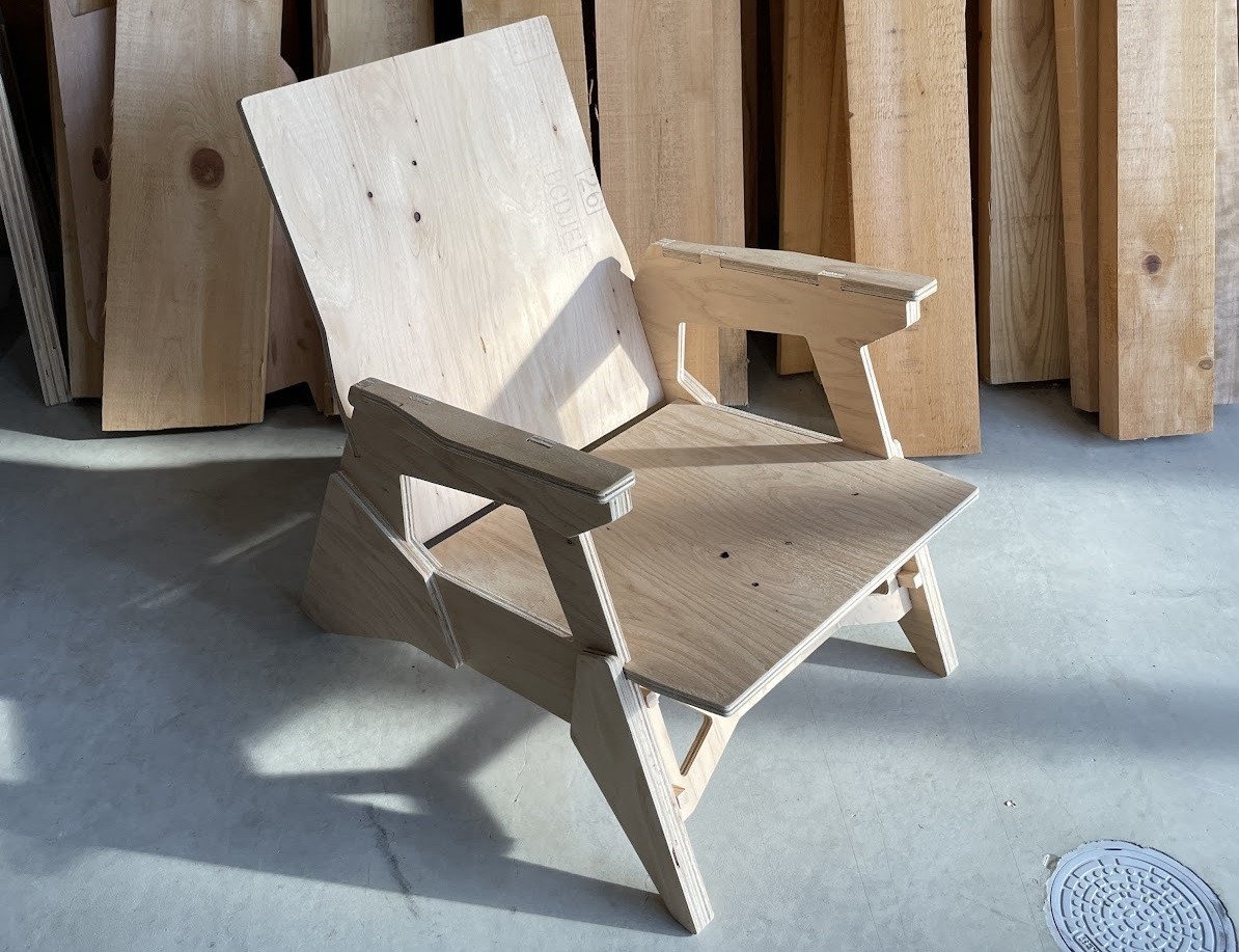 
            Plywood Lounge Chair 組み立て式 合板 ラウンジチェア 椅子 DIY (443)
          