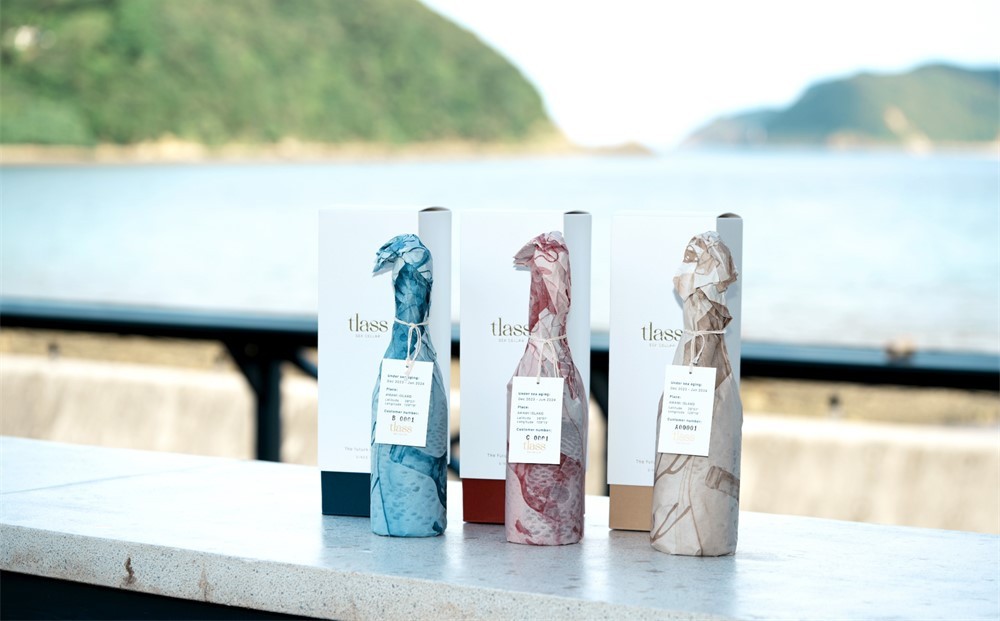 
            tlass SEA CELLAR -2025 2nd Edition- 海底熟成ワイン 白・赤・スパークリング 750ml×3本セット
          