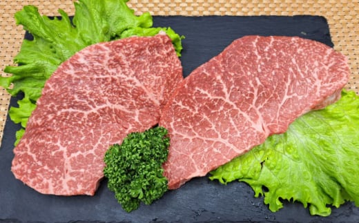 熊本県産 A5等級 黒毛和牛 和王 モモ ステーキ 約150g×2P 計約300g 牛肉 【帝神志方ミート 株式会社】 [AYCH002]