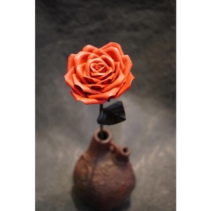 Eterna -Leather Rose- カラー 赤 ／ 国産 革 レザー ローズ バラ 造花 アートフラワー 小物 インテリア 記念日 プレゼント 奈良県 葛城市【area001-red】