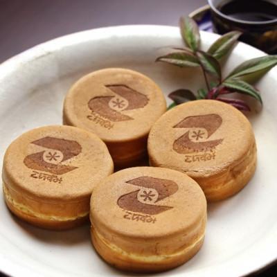 ふるさと納税 松山市 【松山老舗和菓子店】こいずみの大判焼[つぶあん][白あん]各4個入 |  | 03