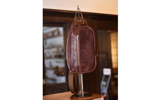 ハンドメイド　レザーワンショルダーバッグ・名入れ可能　【CC06U】<br>