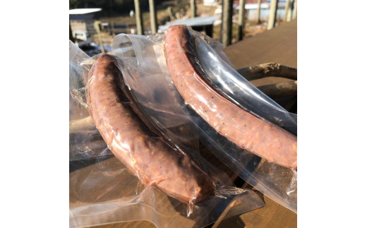 本格ジビエ 鹿肉 フランクフルト 5本セット 500g（1本当たり100g） / ソーセージ ギフト 惣菜 綾部市 / 株式会社For youふぁーむ［BSCA001］
