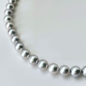 真珠 アクセサリー ネックレス 8mm 8.5mm アコヤ真珠 パール あこや 日常使い 普段使い カジュアル 冠婚葬祭 慶事 贈答 お祝い クリスマス / 白の次に欲しくなる、シルバーグレーのネック