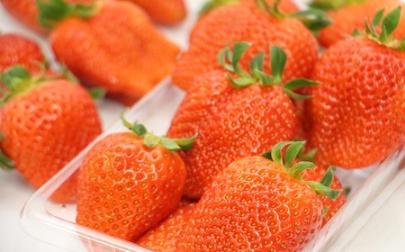 岡山県 勝央町産 いちご かおり野 約1.2kg(約300g×4パック) _A35