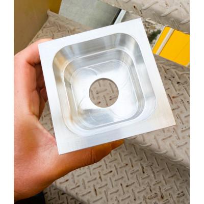 ふるさと納税 武豊町 アルミ削りだし植物鉢001 |  | 01