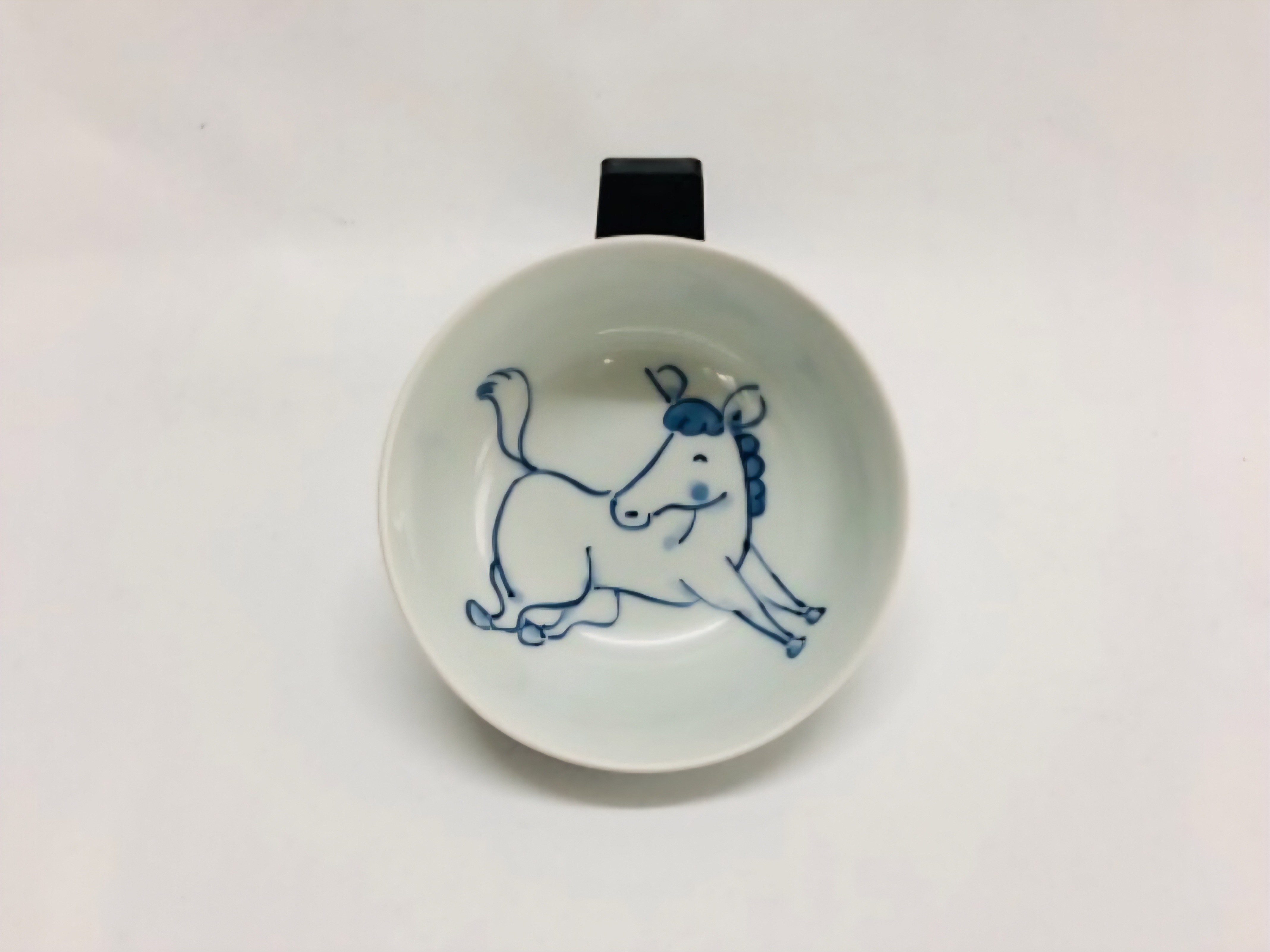 
                  有田焼 しん窯青花「干支4寸ボウル」（うま）
                