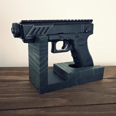 ふるさと納税 横手市 WOOD WORKS 日本製 ガンスタンド 1丁掛 3個セット【本体カラー:ミリタリーグリーン】 |  | 01
