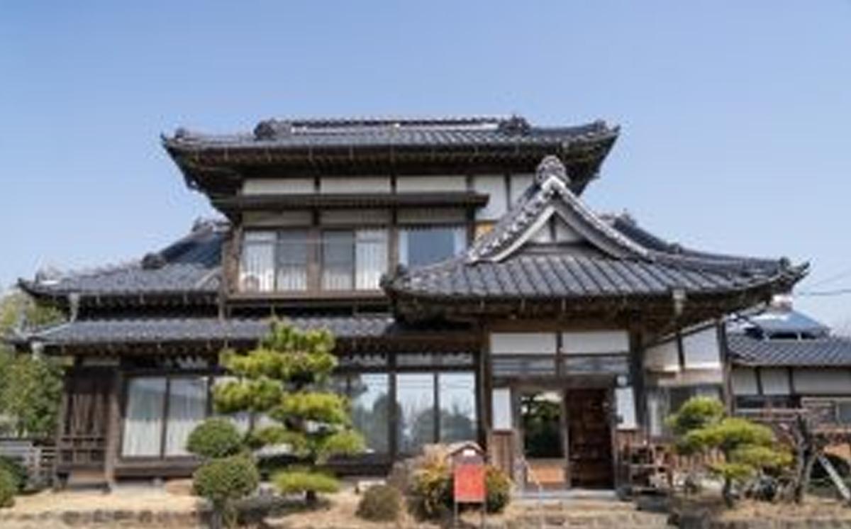 田舎の家に帰ってきたような、くつろげる建物です