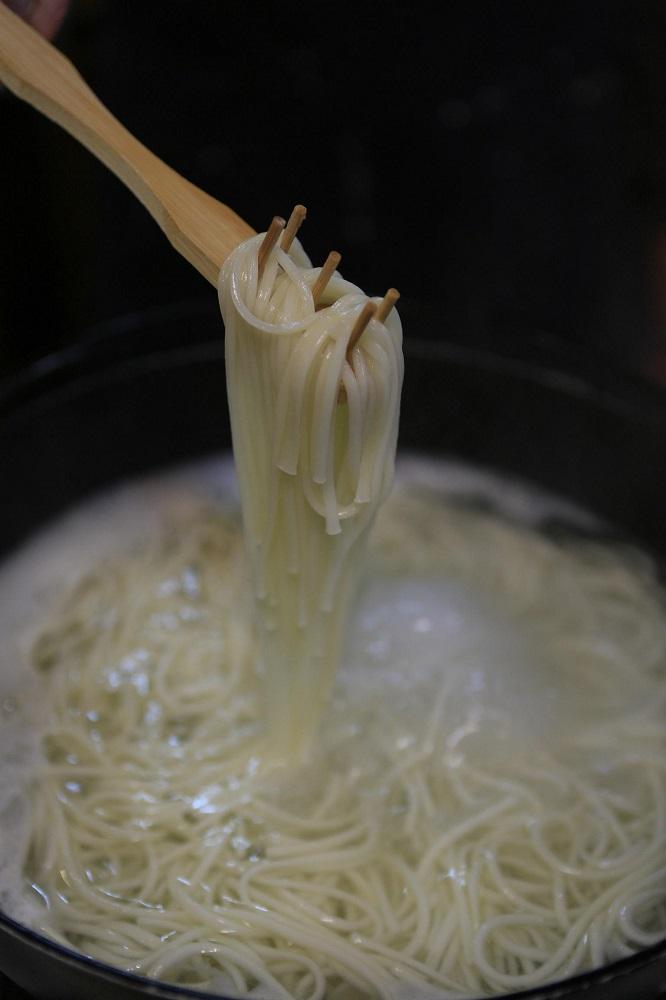 ボリュームたっぷり！大容量 五島手延うどん 2kg 業務用＜長崎五島うどん＞