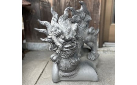 瓦細工師手作り　【玉乗り唐獅子】 置き物 迫力 インテリア 中国伝来 幻想動物 仏陀 守護 神獣 