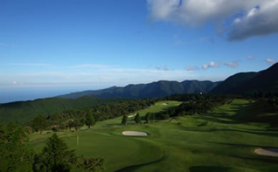 箱根湯の花ゴルフ場　全日1ラウンドセルフスループレー券