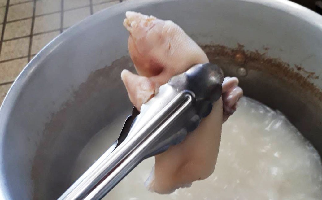 甘辛煮豚足・ミミガーセット ／ 豚足 (辛口・甘口 ) 甘辛ミミガー プレーンミミガー 豚肉 お肉