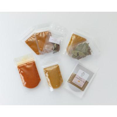 ふるさと納税 高島市 カレースパイス5種 　ふりかけるカレー粉・グリテンフリーミート・レッドチリ・野菜・ほうれん草カレー |  | 02