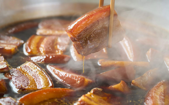 【角煮バラエティーセット】角煮3個・ちまき5個・角煮めしの素1個・角煮切り落し1個 [QAX029]