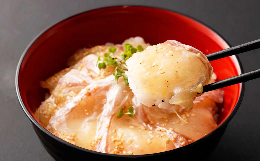 天草の味 食べ比べ 2種 セット (各2袋 計4袋) 海鮮丼 真鯛 タイ アカモク