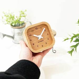 KATOMOKU　小さなシンプルな木枠置き時計