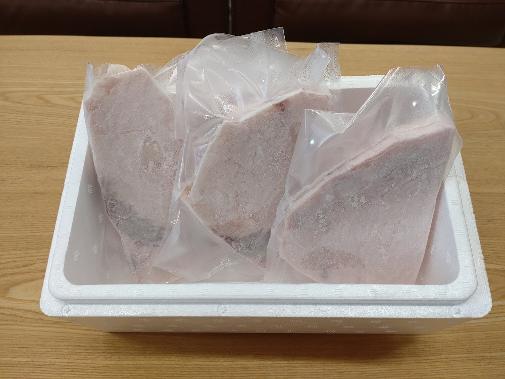 
北海道産カジキマグロ（ステーキ用）200g×3パック（AM0003）
