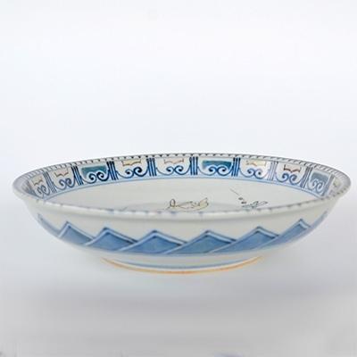 ふるさと納税 嬉野市 染錦花兎文皿(桐箱入) |  | 02