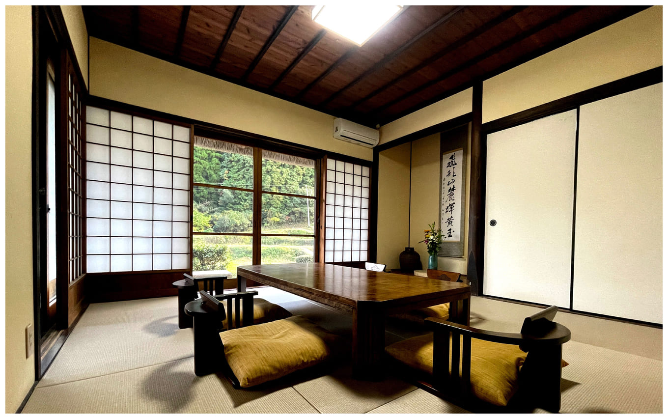 【1日1組一棟貸切】男ノ子焼の里 男ノ子御膳夕食付ペア宿泊券 【レターパック】 キャンプ 宿泊 ゲストハウス 1棟貸し ペア 宿泊券 夕飯付き 夕食付き 2名様 お米付き 1日1組 限定 旅行 自然 