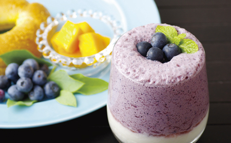 【収穫日に即日出荷】生ブルーベリー ｢あいあいの雫｣ 800g (200g×4パック) 小分けで嬉しい 【堀内フルーツファーム】ブルーベリー 収穫後即日配送ブルーベリー 農家直送ブルーベリー 産地直送