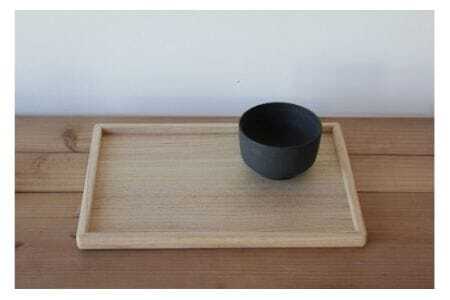 桐のトレー (S) 桐製 木製 29cm 20cm 無垢材 防虫剤 漂白剤 不使用 天然木 桐材 国産 日本製 食器 雑貨 インテリア 水洗い できる 木製トレー クラフト おしゃれ 工芸品 カフェ 