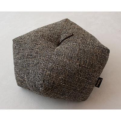 ふるさと納税 京都市 【洛中高岡屋】落ち着いた色目と素材感 ブレンデル おじゃみ座ぶとん(ベージュ) |  | 02