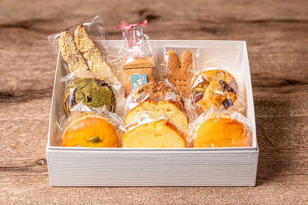 
            やきがし屋・人気のお菓子詰め合わせ　10種の焼き菓子（マフィン・パウンドケーキ・クッキー）
          