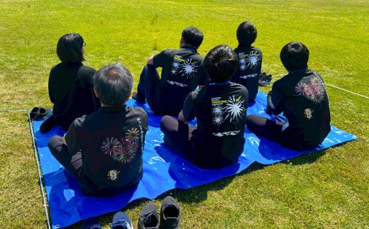 大切な人たちと一緒に、心に残る感動の花火をご覧ください。