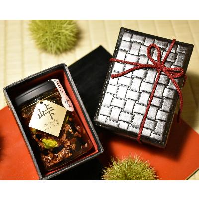 ふるさと納税 那智勝浦町 ナッツ・ドライフルーツの蜂蜜漬【峠プレミアム　玄(KURO)】峠の蜂蜜×ナッツ・ドライフルーツ |  | 02