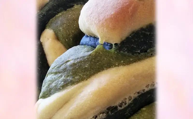 パン クレヨンパン パリットフワット 手作り 生地3種 パン