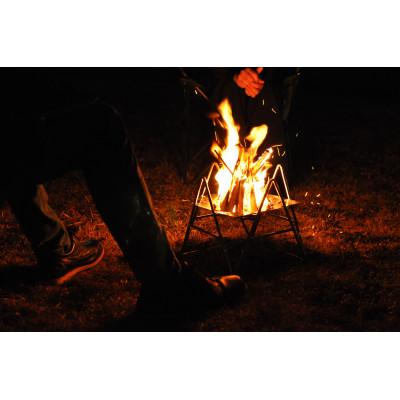 ふるさと納税 愛西市 便利な薪立て　makitate(アウトドア・キャンプ用品) |  | 01