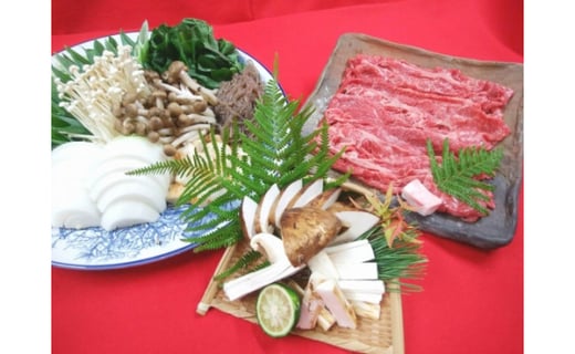 
                  [先行予約]数量限定 亀岡牛上ロース すき焼き と『丹波松茸』セット 2～3人前（焼松茸用柚子しょうゆ付）＜丹波四季菜料理 宮本屋＞｜亀岡牛 松茸 丹波松茸 天然松茸 先行予約牛肉 ロース 亀岡牛 牛肉ロース 牛肉すき焼き 牛肉松茸 ロースすき焼き ロース松茸 すき焼き松茸 牛肉 すきやき まつたけ マツタケ 牛にく 丹波松たけ 和牛 国産 ※2026年10月～発送
                