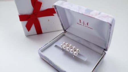 【160-03】着物姿をワンランクアップ、アコヤ真珠の帯留*