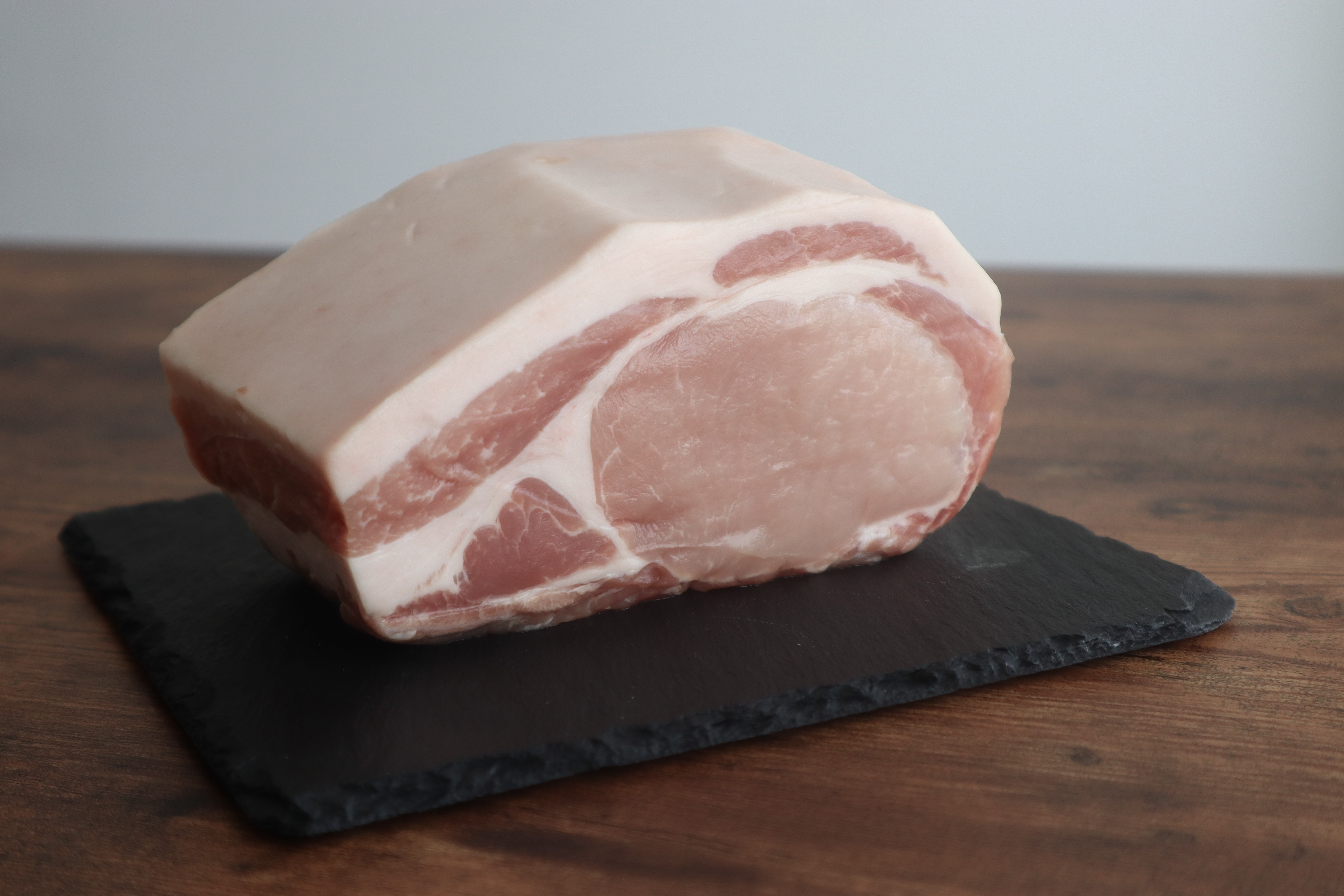 
                  豚肉 ブロック ロース 約 1kg  冷凍  国産 豚肉ブロック 豚 肉 豚ブロック ぶたにく ロースブロック 豚肉ロース ブロック肉 ロース ロース肉 ブランド 美味北総豚 千葉県 旭市 旭食肉協同組合 ask061
                