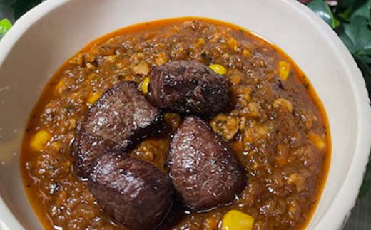 釧路湿原エゾシカキーマカレー カレー 2種4袋(200g/1袋) レトルト 温めるだけ 簡単調理 カレー レトルトカレー エゾシカ 肉 _F4F-8231