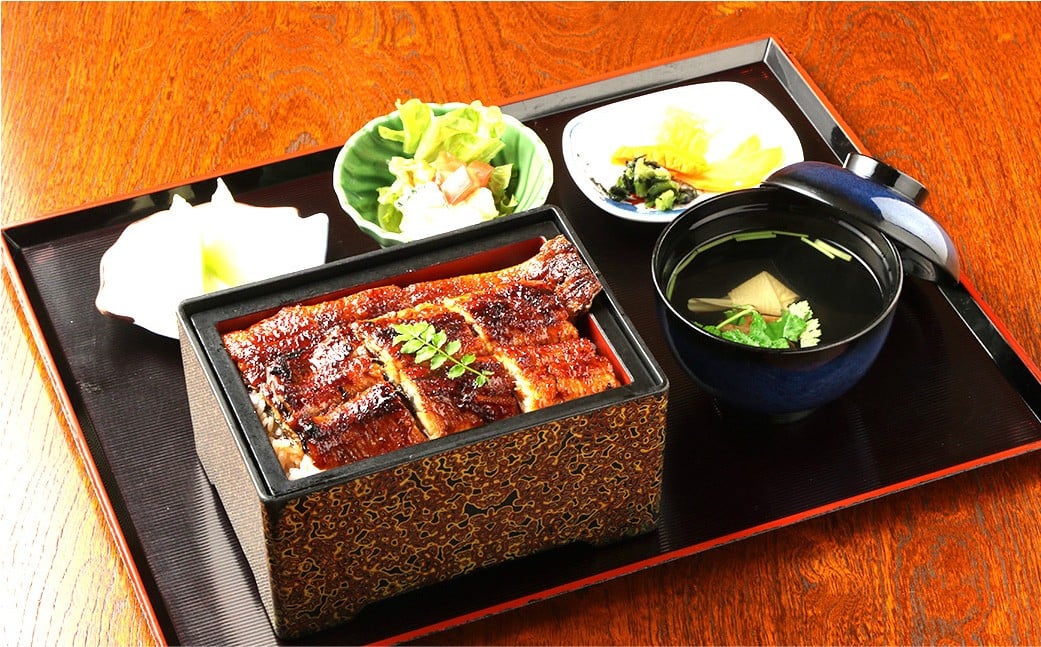 木曽三川ウナギの蒲焼 150g × 3尾 合計450g ／ うなぎ 鰻 ウナギ 国産 国産鰻 蒲焼 蒲焼き 鰻の蒲焼き 土用の丑の日 丑の日 良質 老舗 冷凍 三重県 桑名市