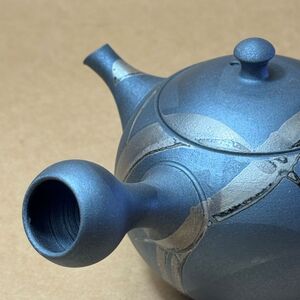 徳太作　15号黒長丸銀彩急須　9-121｜陶器 やきもの 焼き物 手作り 職人 丸よ小泉 愛知県 常滑市