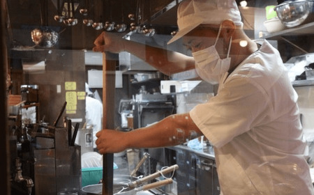 油ヤ食堂の冷凍もつ煮　1.2kg　【 もつ煮 もつ煮込み モツ煮込み モツ煮 もつ モツ 豚モツ 冷凍 】