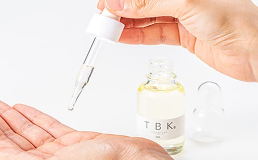 肌なじみがよく、スキンケア、ボディケア、ヘアケアにご使用いただけます。