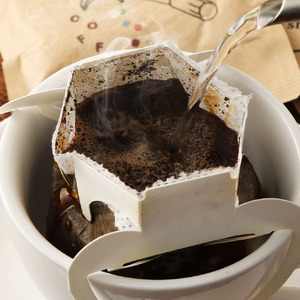 自家焙煎 ブレンドコーヒー アルモブレンド ALMO BLEND ドリップパック 1パック 10g コーヒー 珈琲 エスプレッソ風 中細挽き 豆産地おまかせ コーヒー専門店 1000円ポッキリ ぽっき