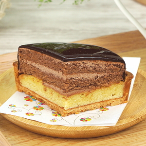 ケーキ ・ タルトセット（プレミアムショコラケーキ・ザッハトルテタルト）　広川町 / イートウェル株式会社[AFAK163]