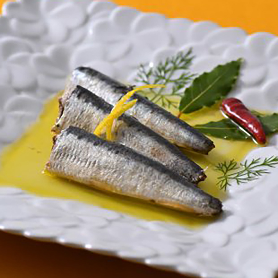 ＜本家留蔵＞プレミアムオイルサーディン（220g×2）