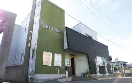 【鹿児島ラーメン王2017・2019王者】TAKETORAの黒豚餃子 18個入×6P(TAKETORA/019-1747)餃子 ぎょうざ ギョーザ ぎょーざ ラーメン ラーメン王 鹿児島 黒豚 黒豚餃