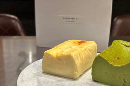 極上とろ生チーズケーキ プレーン＆抹茶｜チーズケーキ