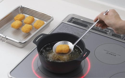継ぎ目のない鉄の揚げ鍋＆かす揚げセット IH対応 天ぷら鍋 キッチン用品 燕三条製 [下村企販株式会社] 【010S335】