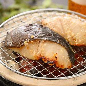 【直火焼き魚】銀だら西京焼 6切入 加熱済【配送不可地域：離島】【1700286】